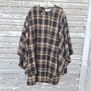 Avoca Collection Ireland Wool Plaid Cape Poncho with Button Closure Size 2